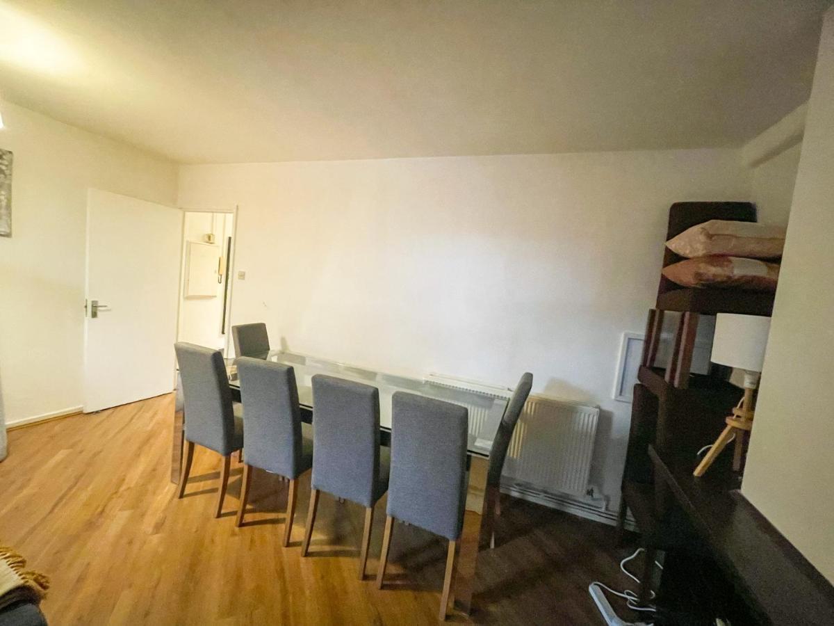 Flat 4, Kingsbury House Villa London Bagian luar foto
