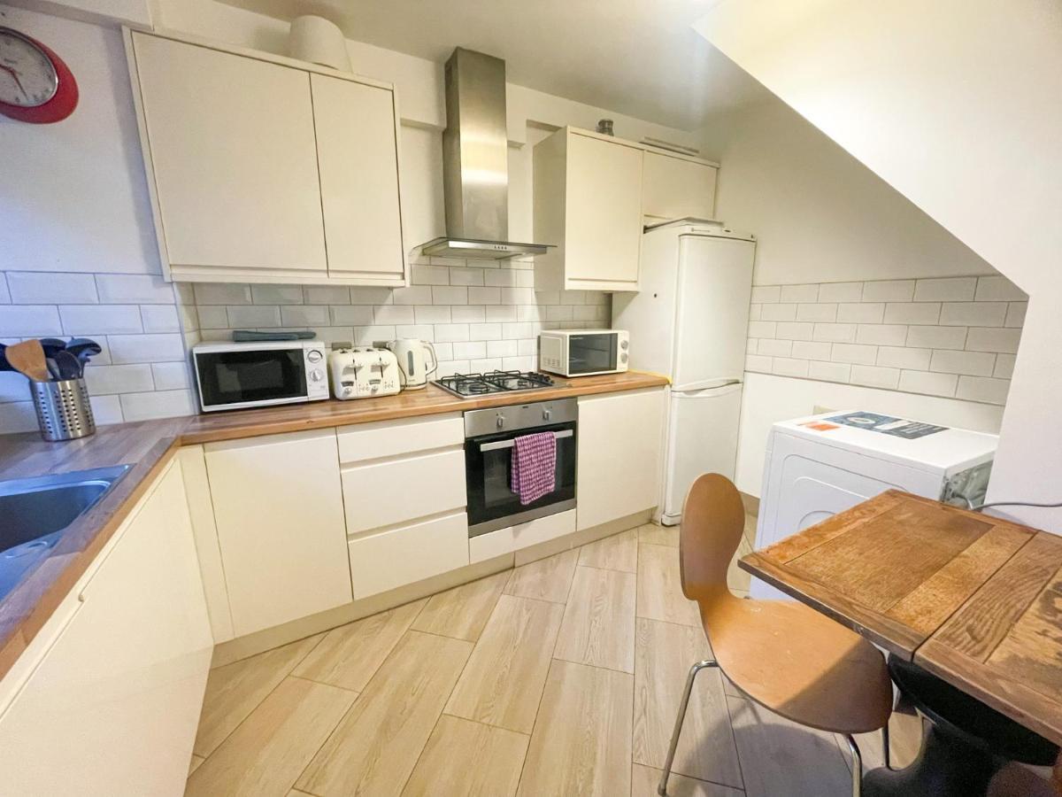 Flat 4, Kingsbury House Villa London Bagian luar foto